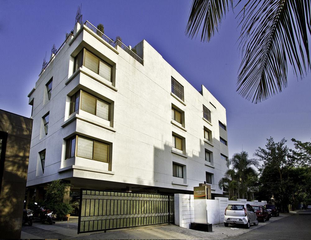 Corporate Stay Pune Luaran gambar